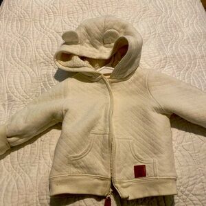 Lined quilted bear hooded sweatshirt